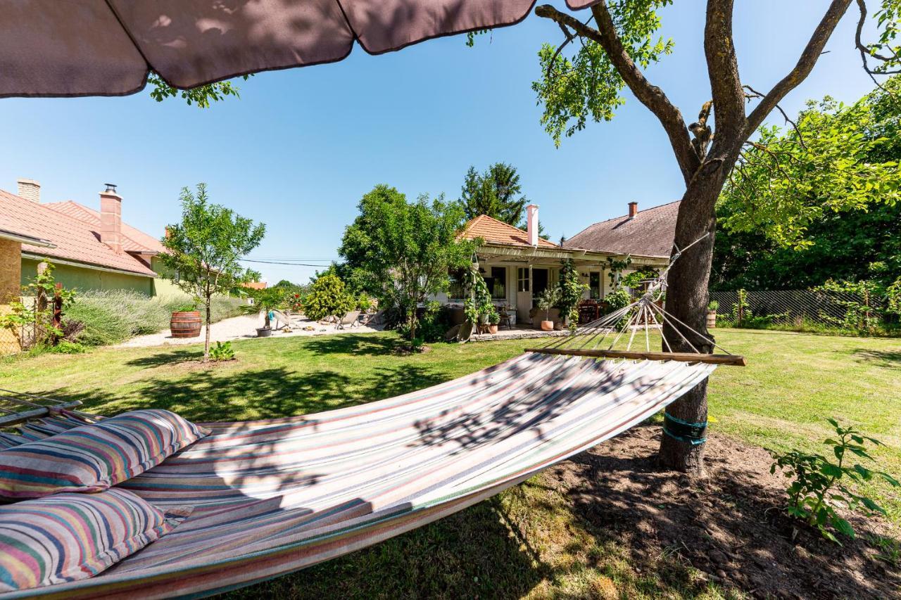 Berrybay Holidayhome Balatonkeresztur Exterior photo